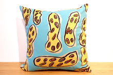 Cushion 'Narduk Kunred (My country/Mon pays)' by Helen Lanyinwanga - Light blue, 40x40cm