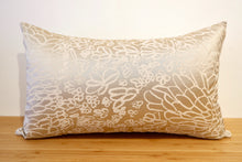 Cushion 'Kun-Kirh (Mud Ripples / Mud Ripple)' by Elizabeth Kandabuma - Iridescent Beige, 30x50cm